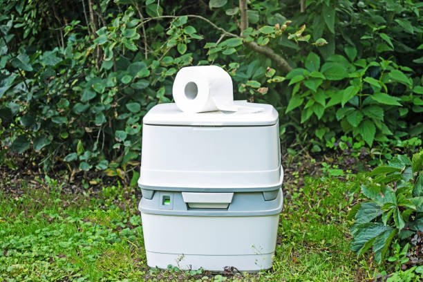 Best Porta potty delivery and setup  in Roslyn, NY